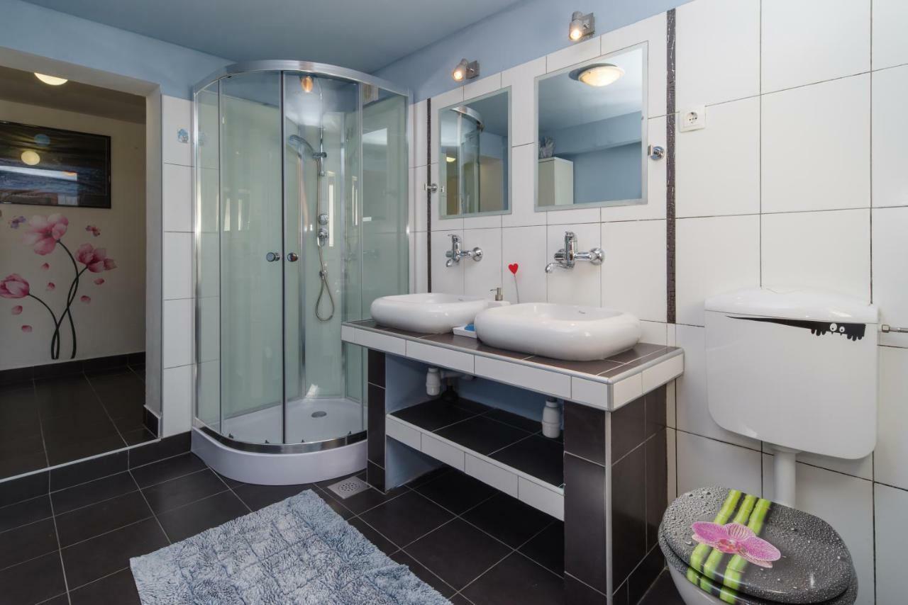 Apartment Sarar Crikvenica Extérieur photo