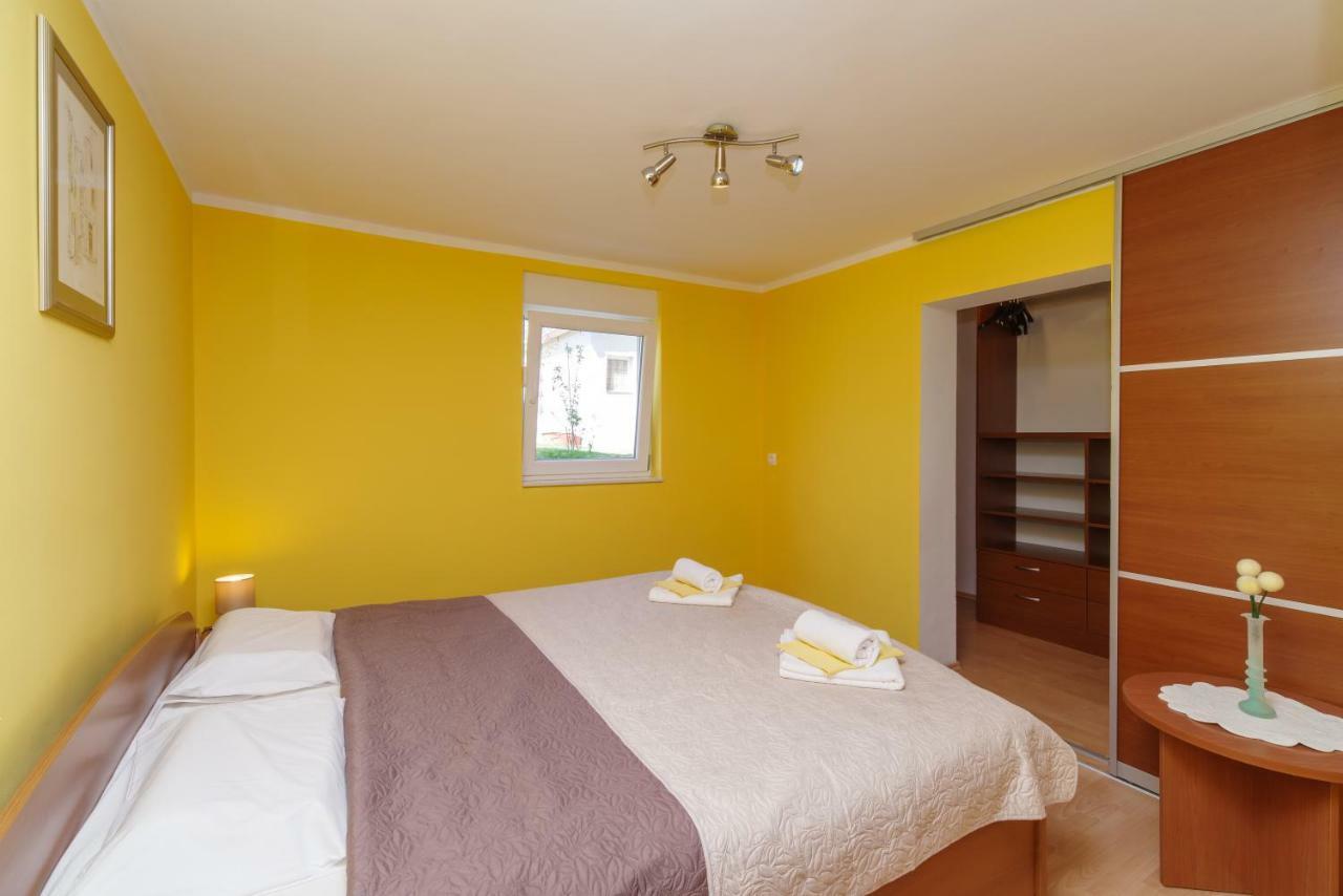 Apartment Sarar Crikvenica Extérieur photo
